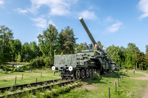 Widoki z armaty i szyna Transporter w Fort Krasnaya Gorka — Zdjęcie stockowe