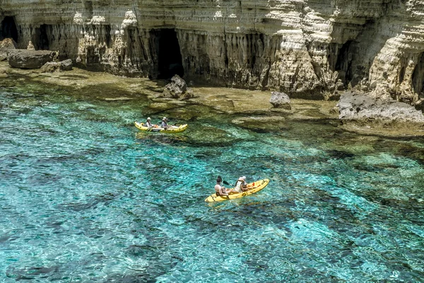 Види на море і скелі мису Greco. Кіпр. — стокове фото