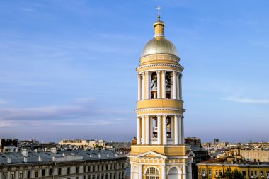 Çan kulesine Vladimir Katedrali, St. Petersburg görüntüleyin. 