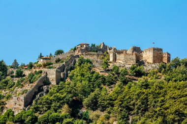 Alania.hindi. 3, 2020. Antik kalenin duvarları ve Türkiye 'nin Alanya kentindeki kuleye gün doğumunda bakış.
