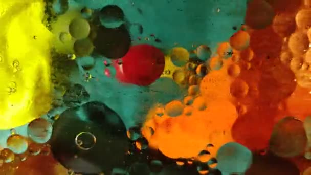 粘性液体物质中多色气泡的混沌运动. — 图库视频影像
