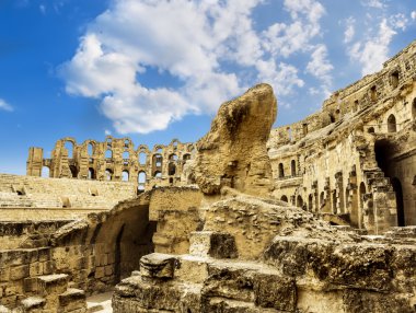 gün batımında Tunus'ta el jem City Roma amfi