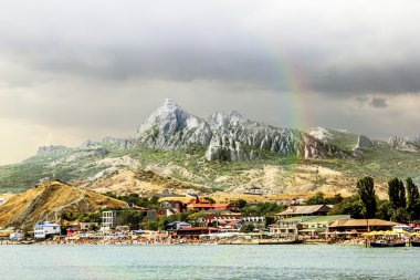  Tatilcilerin yerleşim Koktebel suç bir şehir plajda