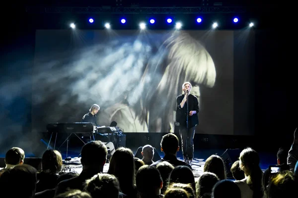 Концерт Jay Jay Johanson в 'GlavClub' в Санкт-Петербурге, Россия — стоковое фото