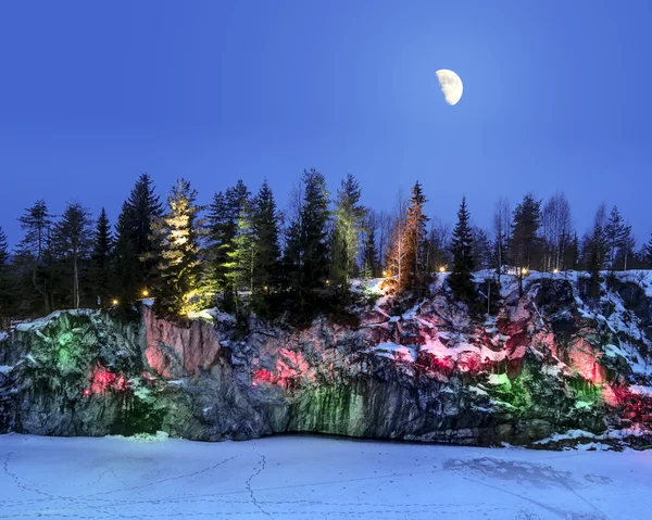 Evening lights in the marble quarry Ruskeala in Karelia in the w — Stock Photo, Image