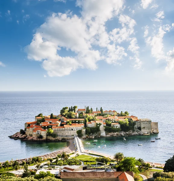 Island-hotel of Sveti Stefan in Montenegro on a  summer day — Stock Photo, Image