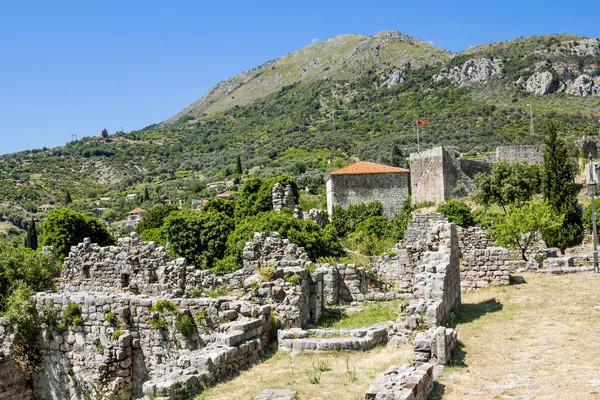 Fortress in the old town of Bar in Montenegro on a  summer day — Stock Photo, Image