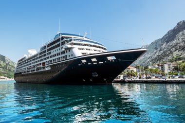 Navy Pier cruise liner Kotor şehir ile 