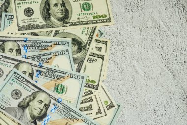 Farklı banknotlar. Dolar geçmişi. Farklı Amerikan dolarlarının geçmişi. Finans kavramı.