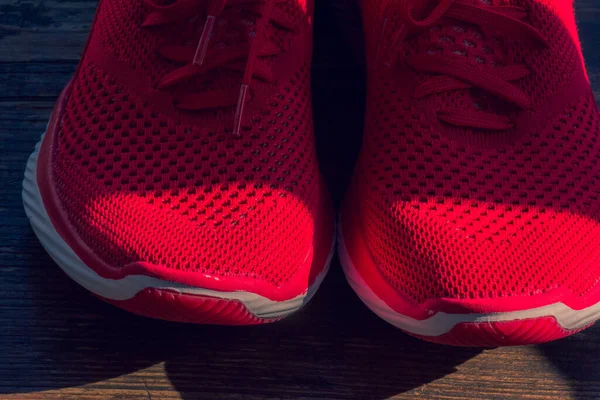 Red Hidup Sneakers Baru Sepatu Merah Sepasang Sepatu Merah Atas — Stok Foto