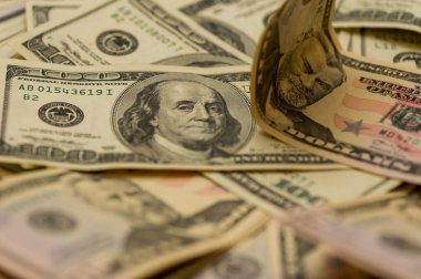 Dolar geçmişi. Dolar geçmişi. Farklı Amerikan dolarlarının geçmişi. Finans konsepti. Farklı banknotlar..