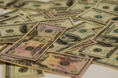 Dolar geçmişi. Dolar geçmişi. Farklı Amerikan dolarlarının geçmişi. Finans konsepti. Farklı banknotlar..