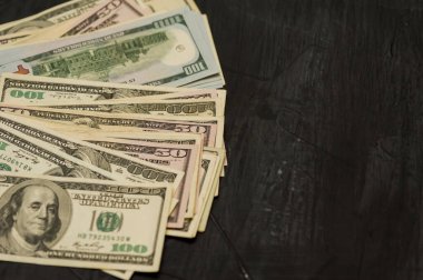 Dolar geçmişi. Dolar geçmişi. Farklı Amerikan dolarlarının geçmişi. Finans konsepti. Farklı banknotlar..