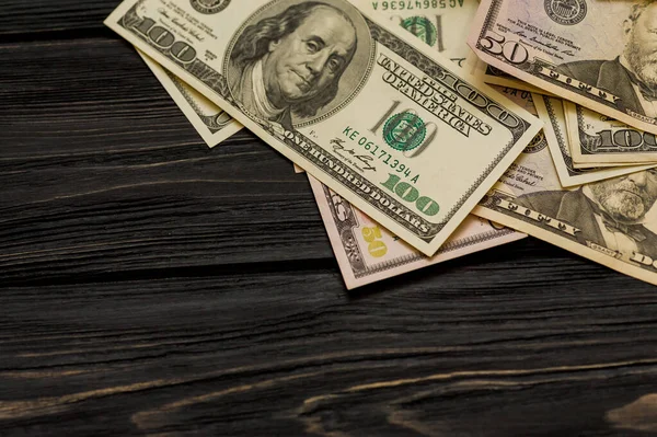 Dolar geçmişi. Dolar geçmişi. Farklı Amerikan dolarlarının geçmişi. Finans konsepti. Farklı banknotlar..