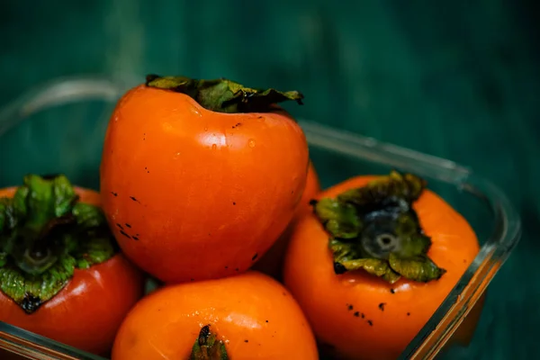 Persimmon Frugt Rustikt Bord Vintage Stil Persimmon - Stock-foto