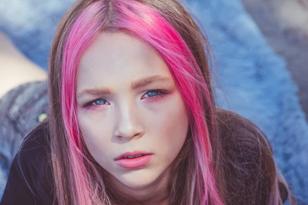 Meisjesportret Outdoor Portret Van Schattig Klein Meisje Zomer Dag Meisje — Stockfoto