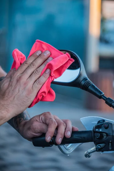 Motorcycle Car Wash Series Photos Biker Washes His Motorcycle Car — Stock Photo, Image