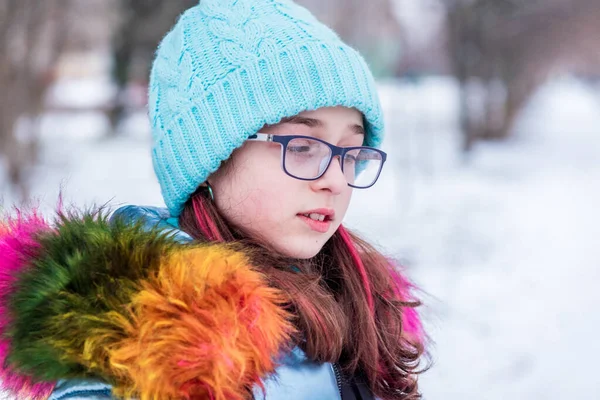 Winter Portrait Young Girl Her Warm Clothing Teenage Girl Blue — Stock Photo, Image