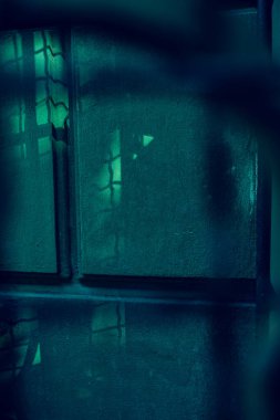 Yeşil renkli beton yapı duvarı. Yeşil arkaplan dokusu duvarı