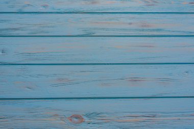 Mavi ahşap kaplama arka plan. Boyalı ahşap çit panellerini kapatın. Tahta arka plan