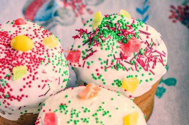 Paskalya pastası ile Paskalya bayramı konsepti. Paskalya konsepti. Paskalya kutlaması