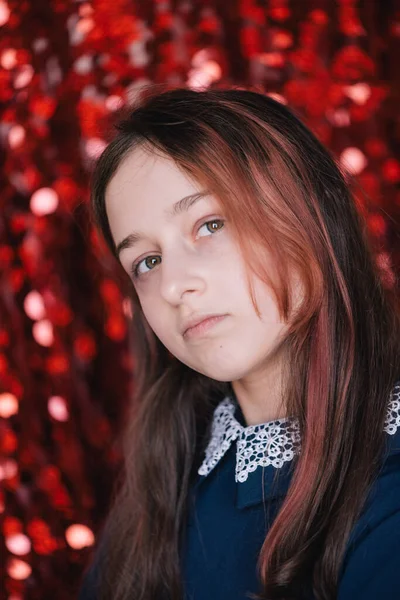 Μαθήτρια Μαθήτρια Κόκκινο Πορτραίτο Μια Σειρά Από Πορτρέτα Συναισθηματικών Κοριτσιών — Φωτογραφία Αρχείου