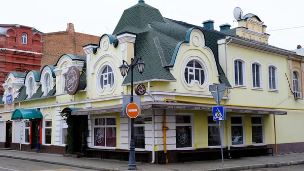Astrakhan Rusko Ledna2021 Staré Budovy Města Fasáda Nikolská Ulice — Stock fotografie