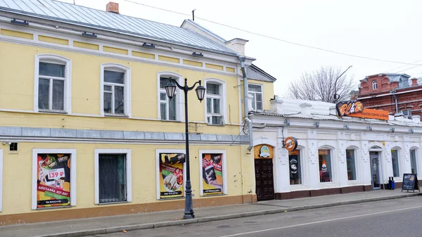 Astracán Rusia Enero 2021 Edificios Antiguos Ciudad Fachada Calle Nikolskaya —  Fotos de Stock