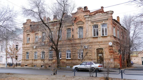 Astrakhan Russia January 2021 Old Buildings City Facade Red Embankment — Stock Photo, Image