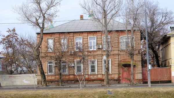 Astrachan Russland Januar 2021 Alte Gebäude Der Stadt Fassade Uferstraße — Stockfoto