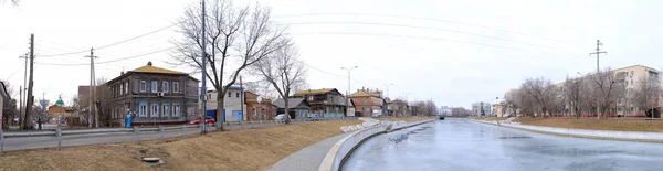 Astrakhan Rússia Janeiro 2021 Edifícios Antigos Cidade Fachada Embankment Maio — Fotografia de Stock