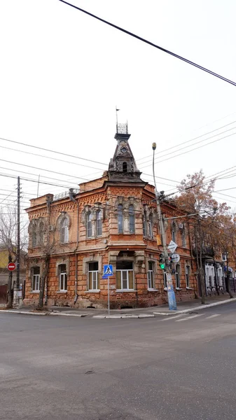 Astrakhan Rússia Janeiro 2021 Edifícios Antigos Cidade Fachada Rua Sverdlov — Fotografia de Stock
