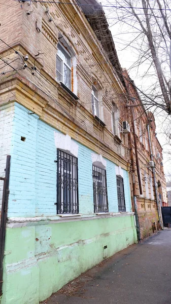 Astrakhan Rússia Janeiro 2021 Edifícios Antigos Cidade Fachadas Casas Gorky — Fotografia de Stock