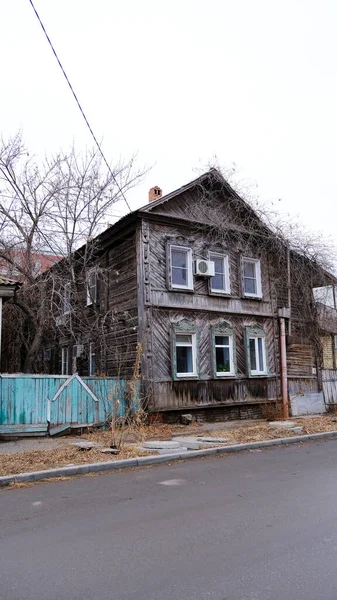 Astrakhan Rússia Janeiro 2021 Edifícios Antigos Cidade Fachadas Casas Rua — Fotografia de Stock