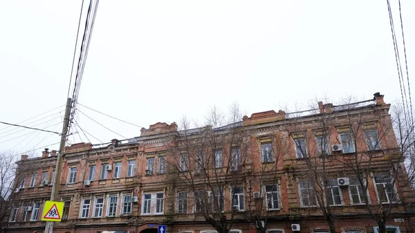 Astrakhan Rússia Janeiro 2021 Edifícios Antigos Cidade Fachada Rua Babushkina — Fotografia de Stock