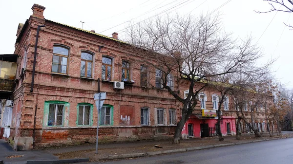 Astrakhan Russie Janvier 2021 Bâtiments Anciens Ville Façade Rue Musa — Photo