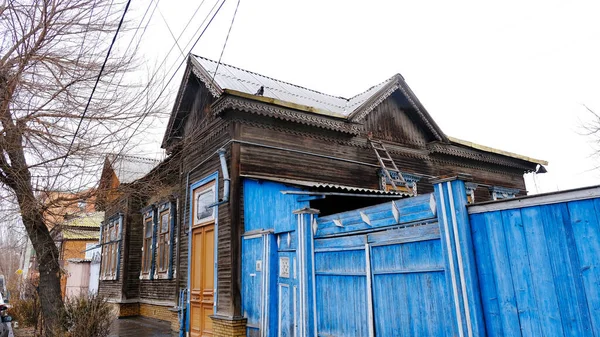 Astrakhan Rússia Janeiro 2021 Edifícios Antigos Cidade Fachada Rua Chalabyan Fotos De Bancos De Imagens