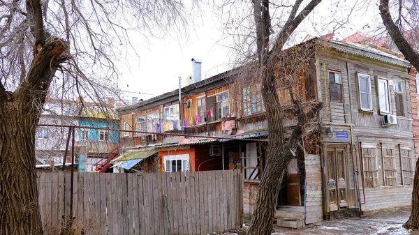 2021年1月13日 俄罗斯阿斯利康 这座城市的老建筑 立面拉维茨卡亚街 — 图库照片