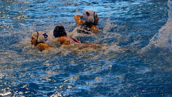 Astrakhan Rússia Janeiro 2021 Meninas Piscina Estão Aprendendo Jogar Polo — Fotografia de Stock