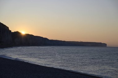 Fecamp, Fransa 'daki Normandiya Kıyısı. Uçurum hattı, sahil ve Fecamp 'deki Normandiya kıyılarının detayları. Fransız Kanalı 'ndan İngiliz Kanalı.