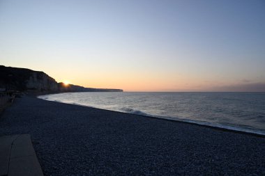 Fecamp, Fransa 'daki Normandiya Kıyısı. Uçurum hattı, sahil ve Fecamp 'deki Normandiya kıyılarının detayları. Fransız Kanalı 'ndan İngiliz Kanalı.
