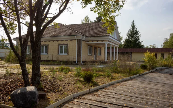 Dacha Ein Haus Für Saisonales Leben Ländlicher Umgebung Konzipiert Für — Stockfoto