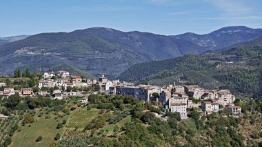 Torre Orsina manzarası, Valnerina 'daki küçük köy, terni, umbria, İtalya
