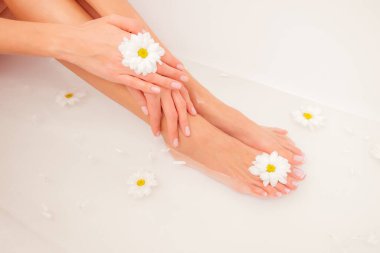 Mükemmel bacakların rahatlama zamanı..