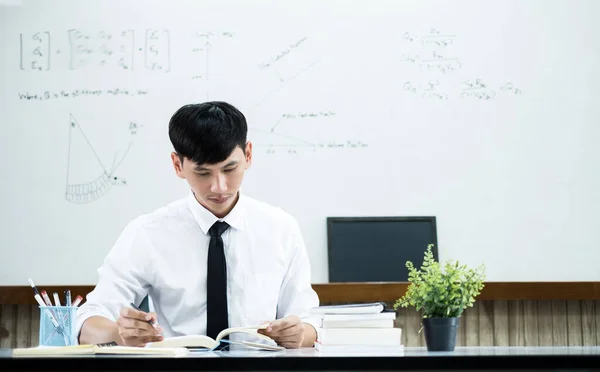 Asian Male Teacher University Preparing Lessons Teach Classroom — Stock Photo, Image