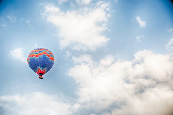 Ballon im Flug — Stockfoto