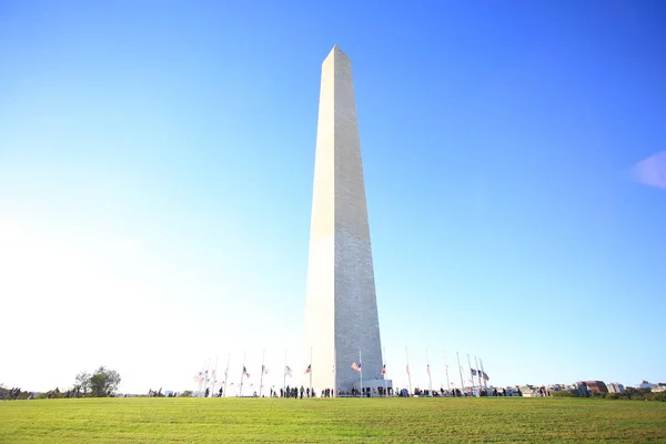 Washington Monument Blue Sky — Stock Photo, Image