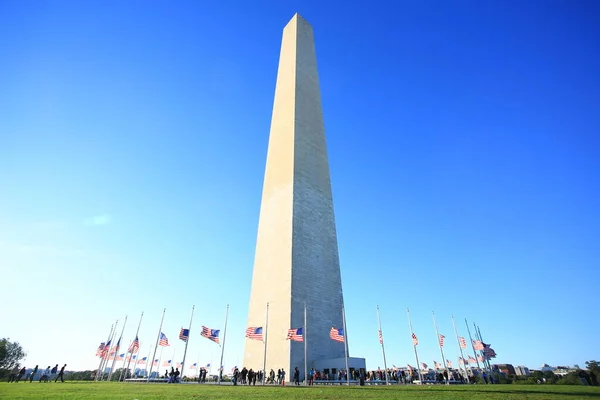 Monumento Washington Contra Cielo Azul — Foto de Stock