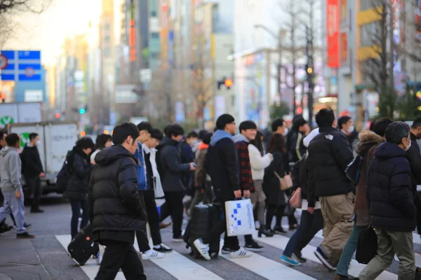 Folla Persone Che Camminano Città — Foto Stock