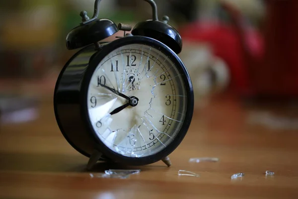 Uhr Aus Der Arbeit Lärm Wird Gehasst Wenn Man Nicht — Stockfoto